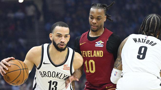 识到引领球 识到引领球