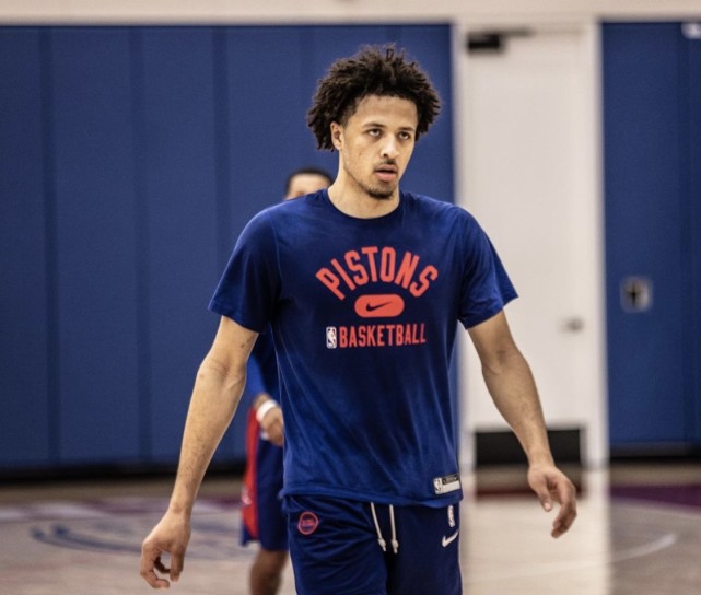 他依然保持 他依然保持