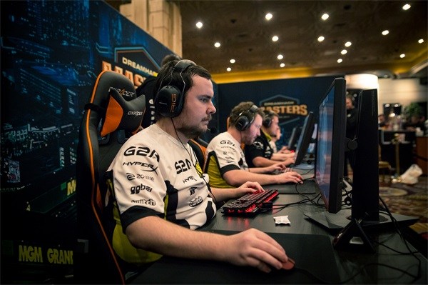 反观足球 反观足球