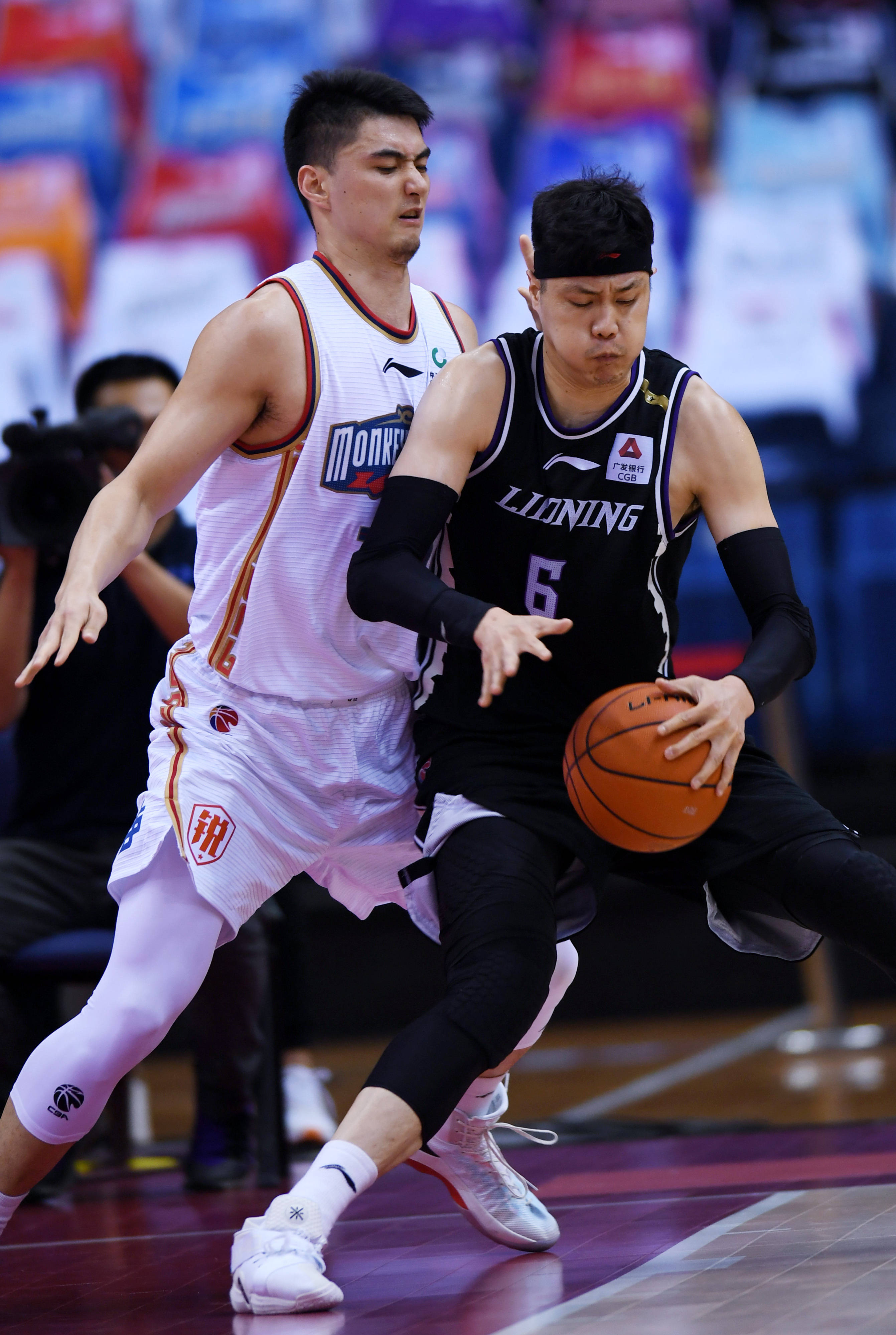 助理裁判的 助理裁判的