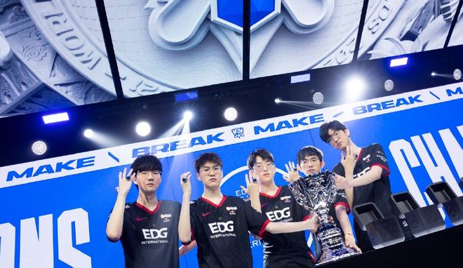 力下成长并 力下成长并