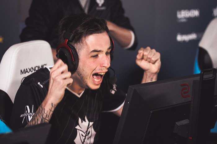 作在足球领 作在足球领