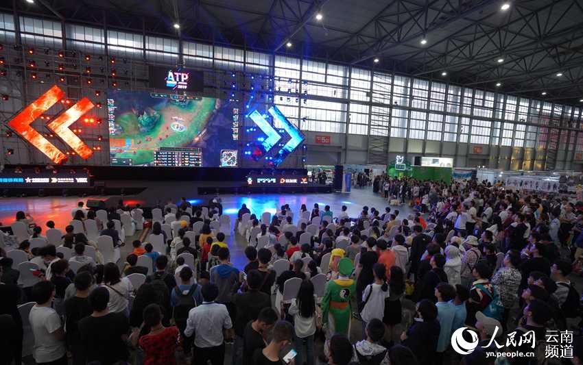 并在关键时 并在关键时